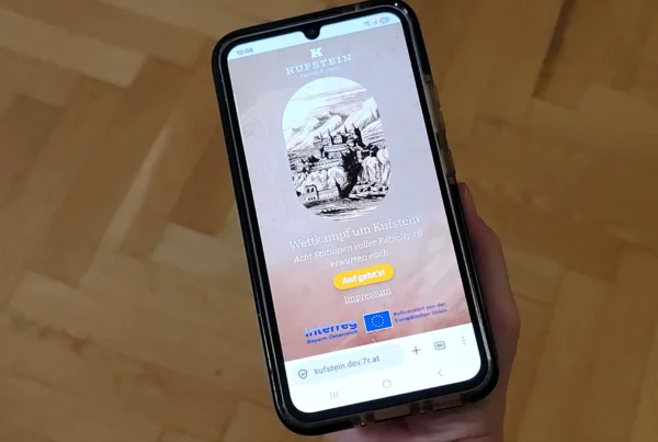 Multimedia-Guide auf einem Smartphone